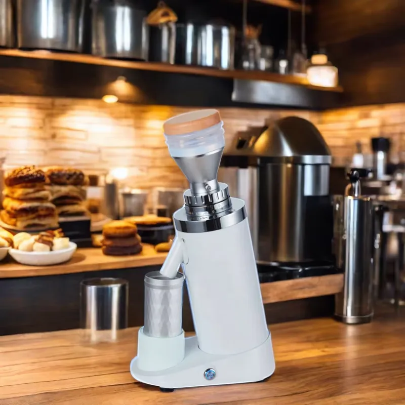 مطحنة قهوة كهربائية أوتوماتيكي - مراجعة Coffee Bean وسعره